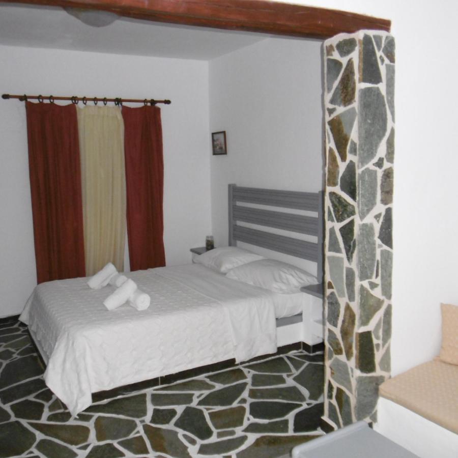 Skyros Koxilas Studios Buitenkant foto
