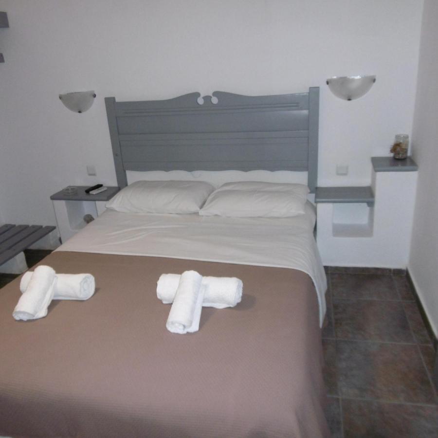 Skyros Koxilas Studios Buitenkant foto