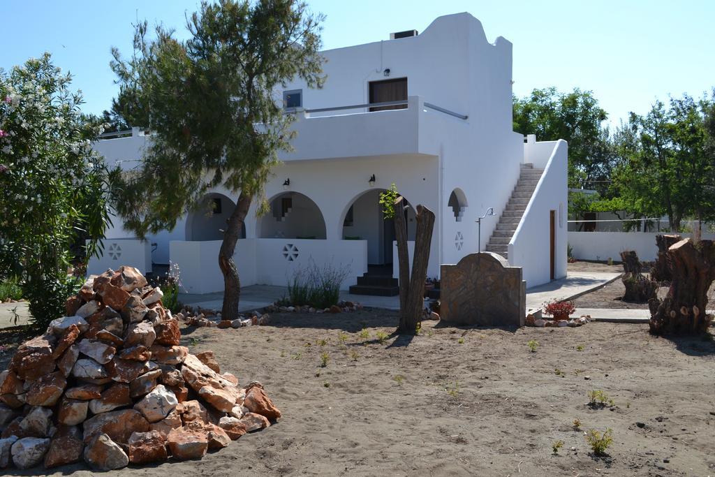 Skyros Koxilas Studios Buitenkant foto
