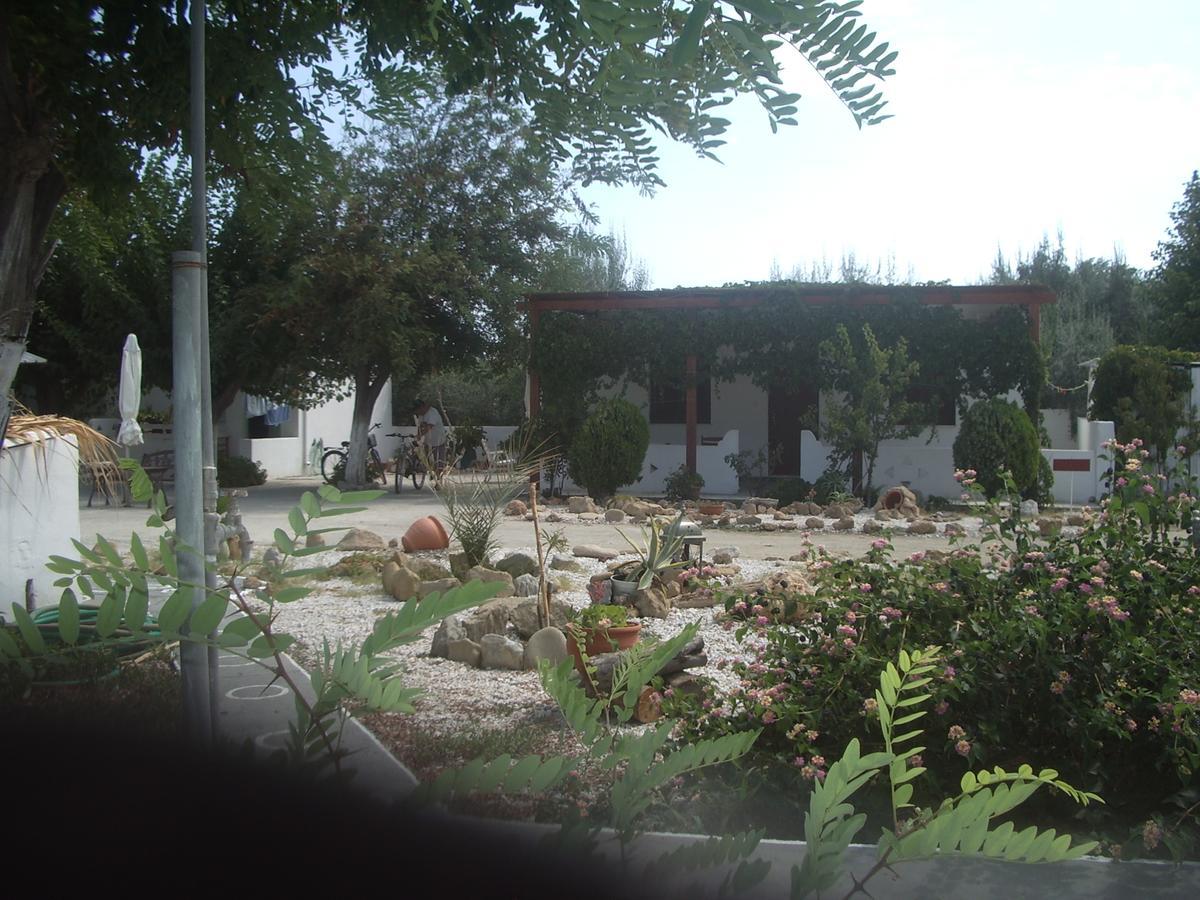 Skyros Koxilas Studios Buitenkant foto