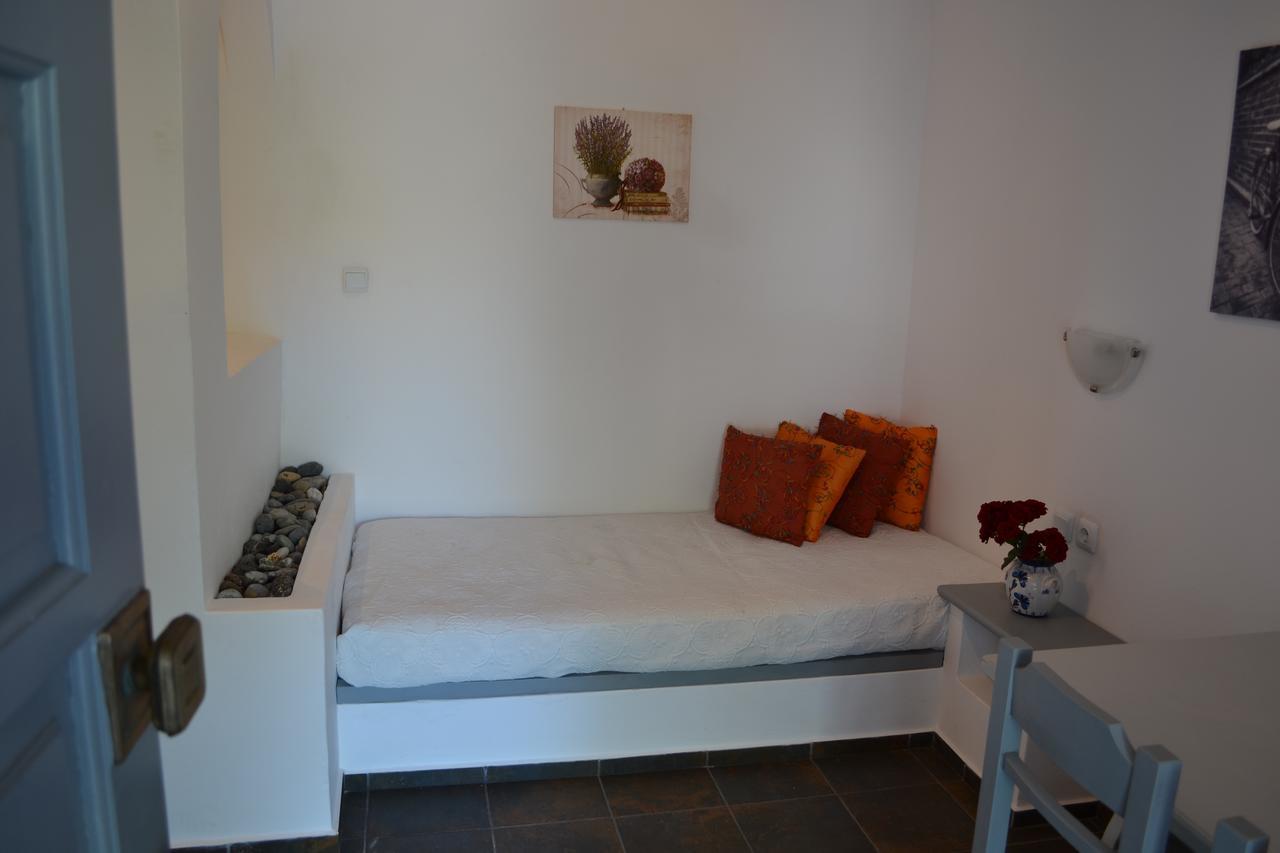 Skyros Koxilas Studios Buitenkant foto