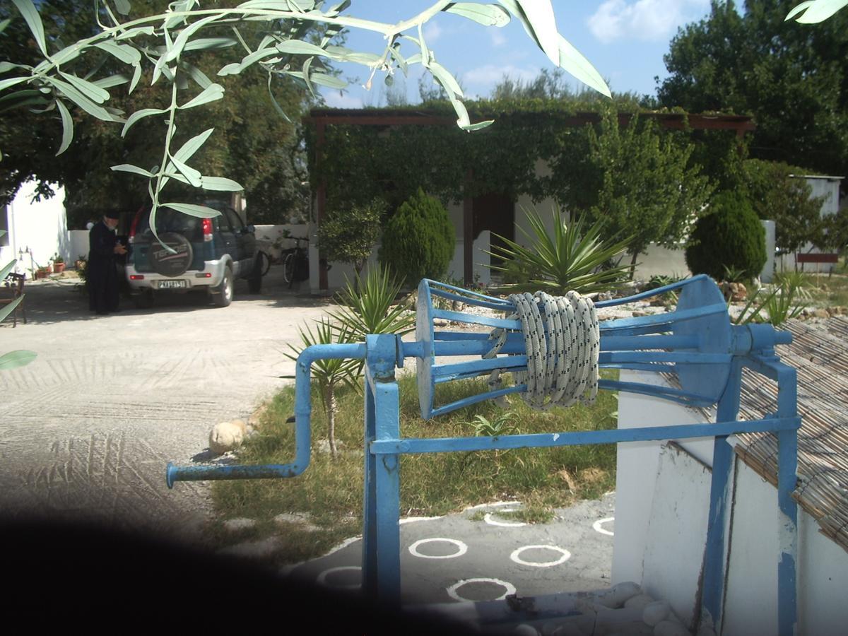 Skyros Koxilas Studios Buitenkant foto