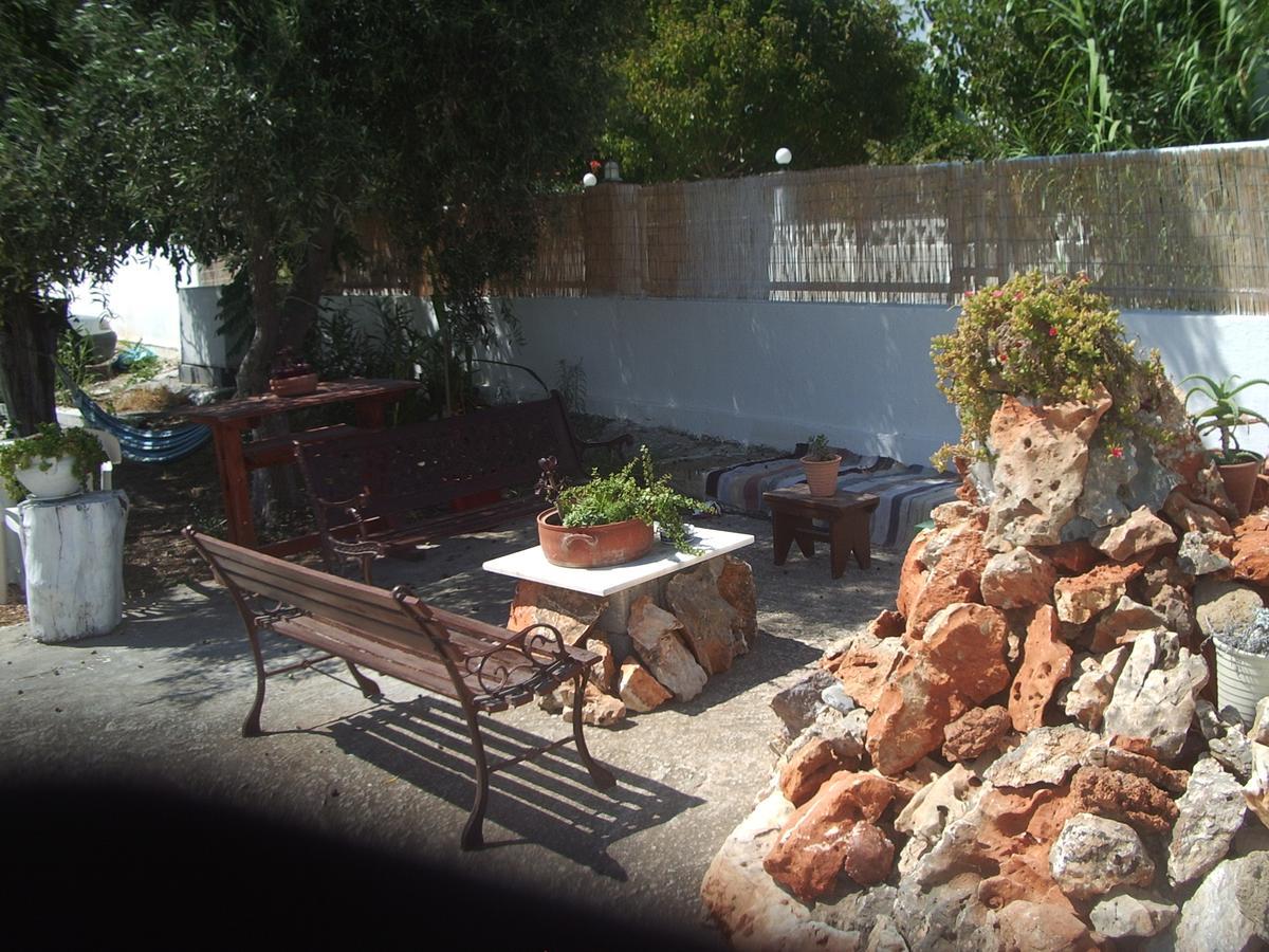 Skyros Koxilas Studios Buitenkant foto