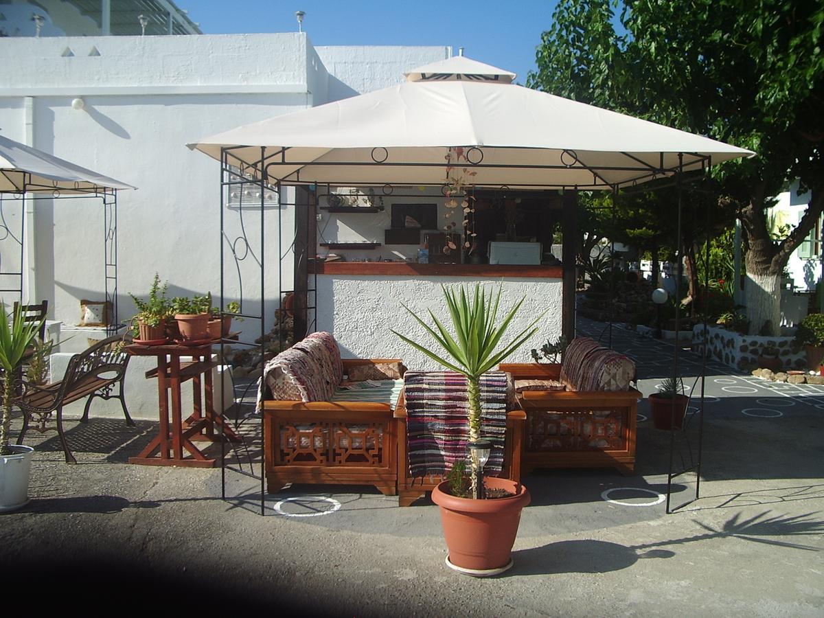Skyros Koxilas Studios Buitenkant foto