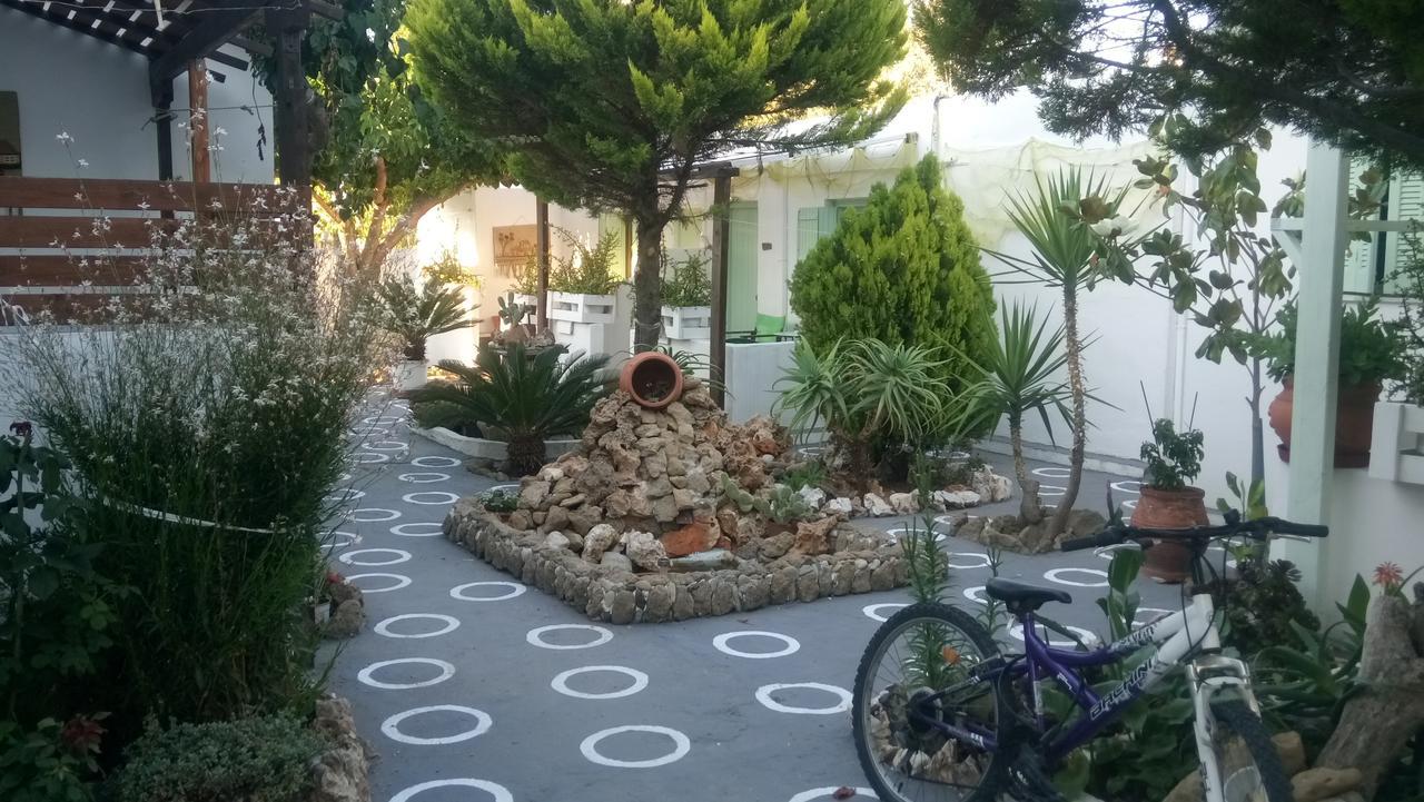 Skyros Koxilas Studios Buitenkant foto