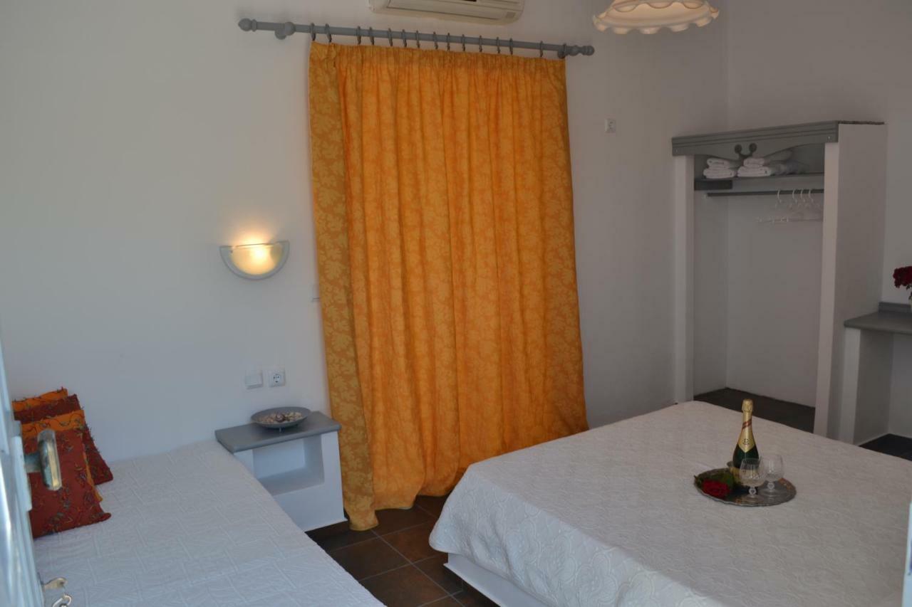 Skyros Koxilas Studios Buitenkant foto