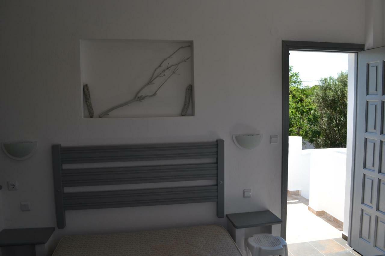 Skyros Koxilas Studios Buitenkant foto