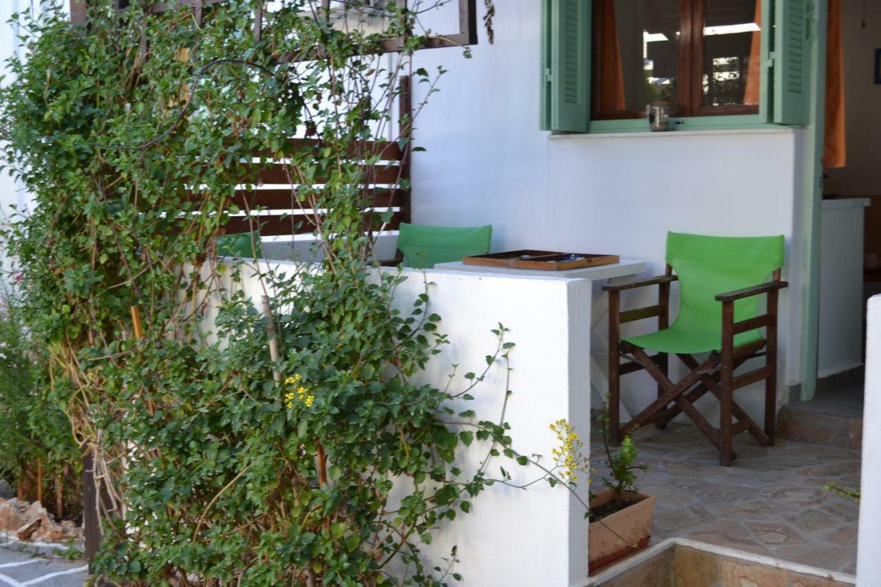 Skyros Koxilas Studios Buitenkant foto